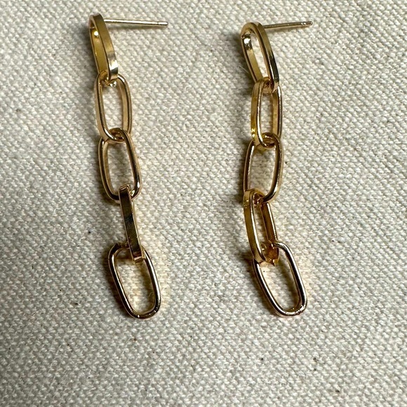 Gold Vertigo Dangle Drop Earrings Long 5 Link 54$